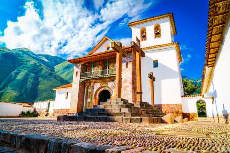 Andean Baroque Route and Cuscos South Valley