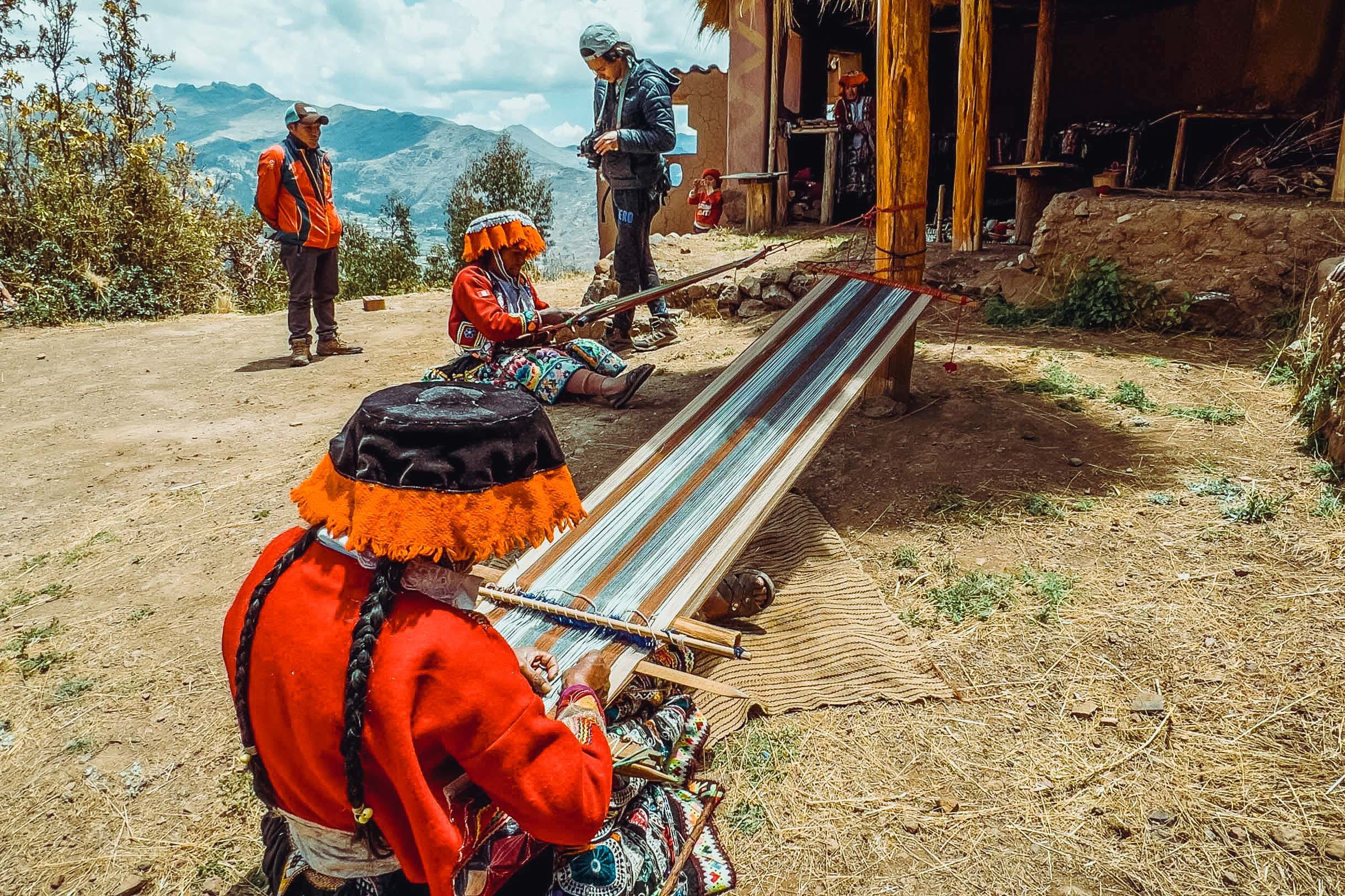 Experiential Tourism Kinsacocha Community of ParuParu